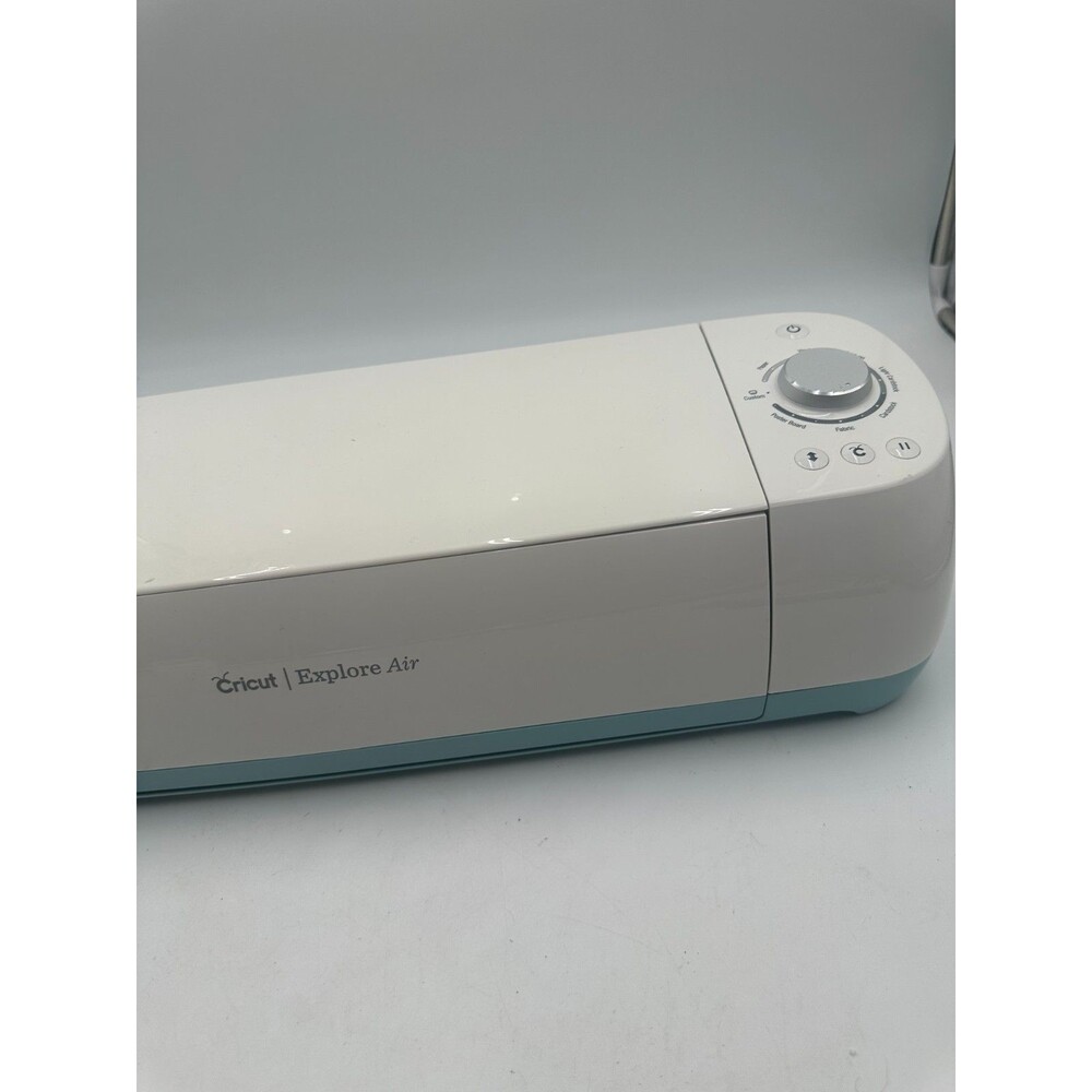 Cricut Explore Air Cutting Machine Cut Smart White/Mint Blue Accent Tested/Works